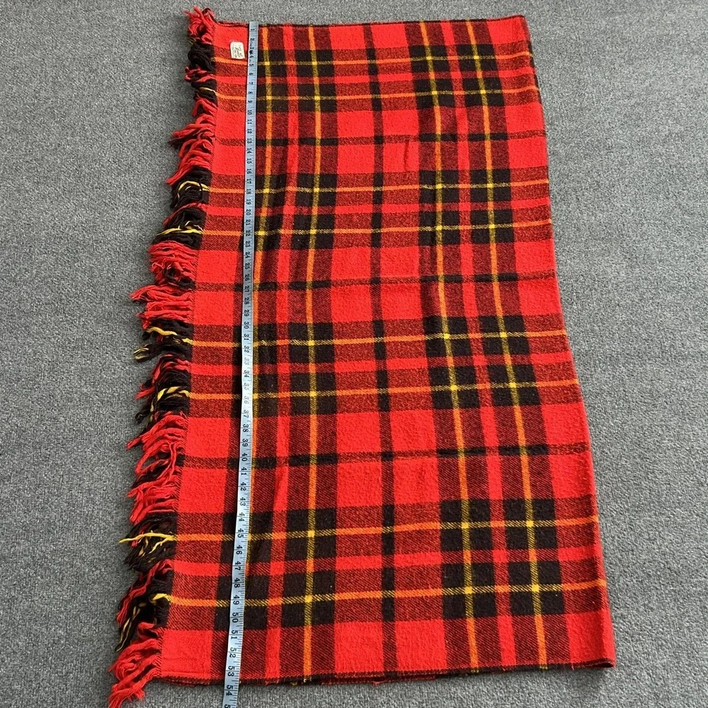 Faribo Blanket Fluff Loomed Wool Throw Red Black Plaid 50‎ X 60 Fringe Vintage